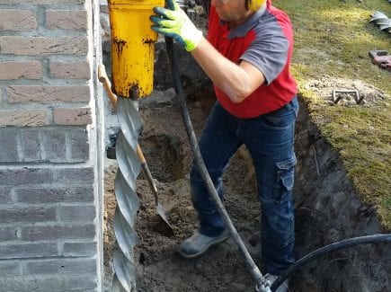 Funderingsherstel aanbouw Steggerda