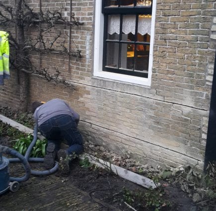 Muur en funderingsherstel Makkum